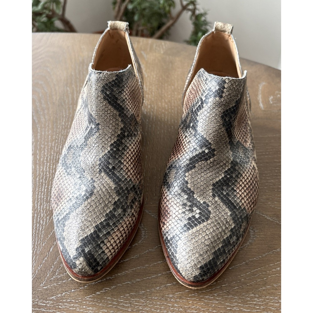 Frye and Co Snakeskin Embossed Leather Ankle Booties Neutral 7M 3471520-TSN